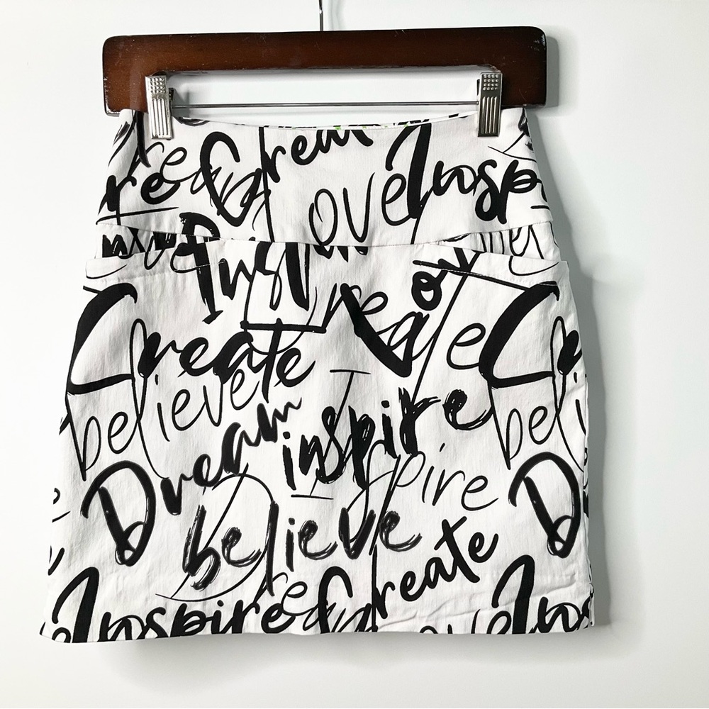 Swing Control Graffiti Motivation Inspiration Text Skort Skirt Women SZ 2 Dainty